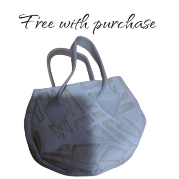Free with purchase small change purse - Picture 1 of 6